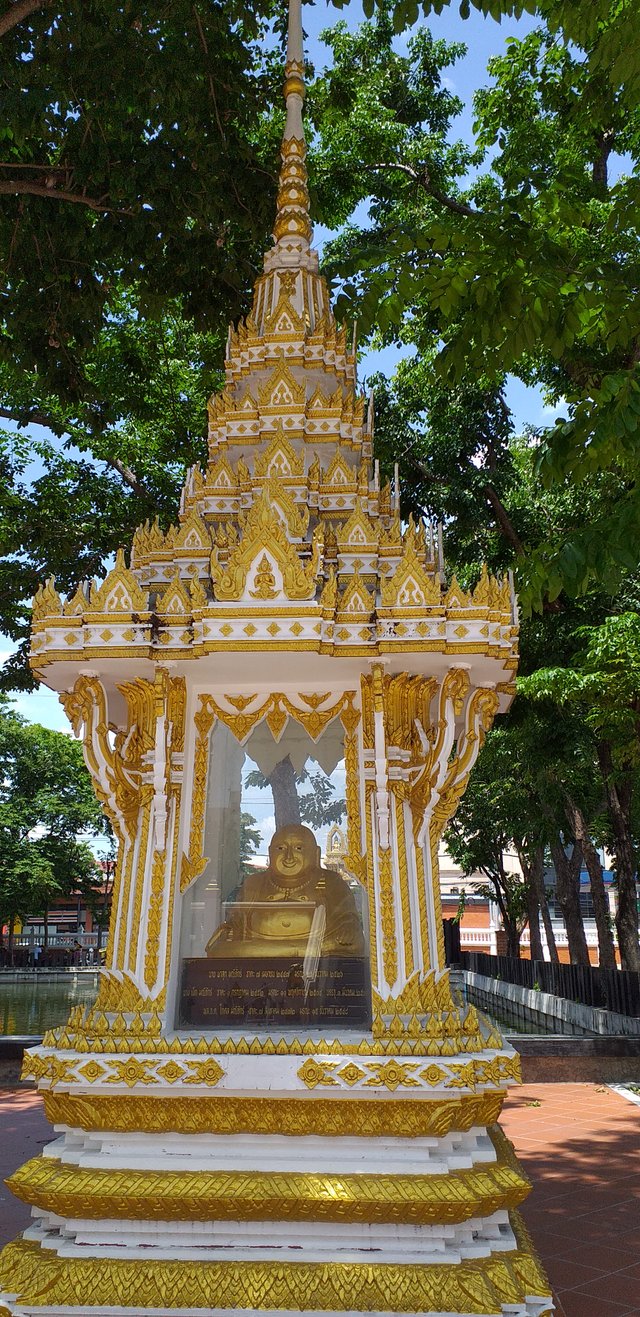 Wat Phasuk Maneejak46.jpg