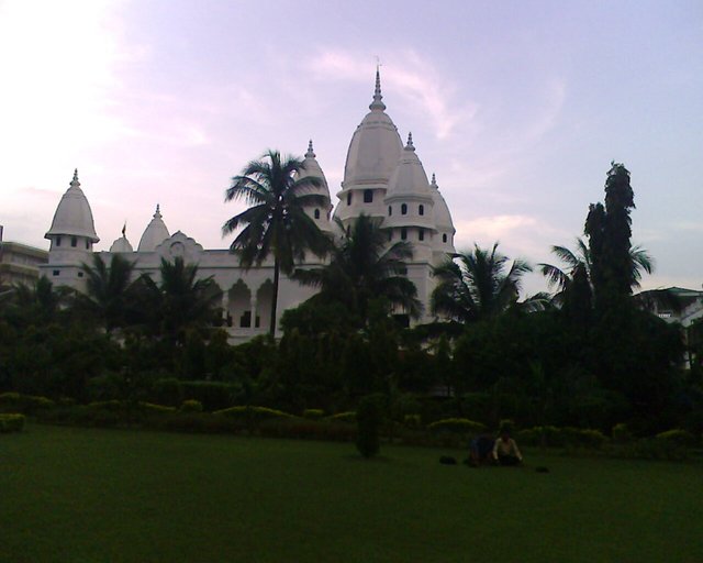 satsang temple2.jpg