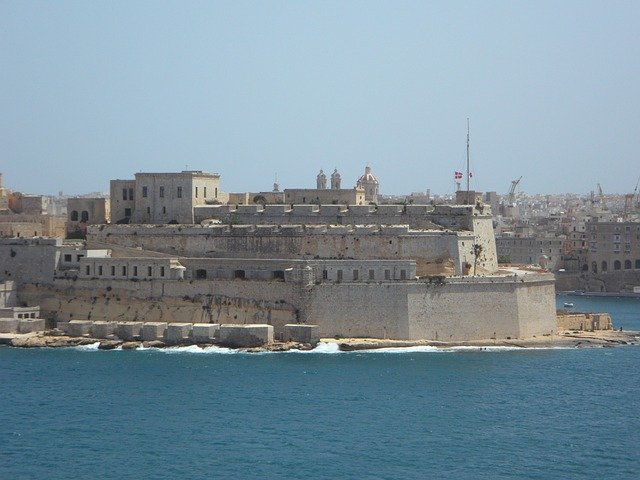 fort-116928_640.jpg