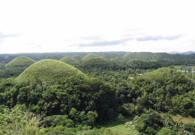 chocolate hills1.png