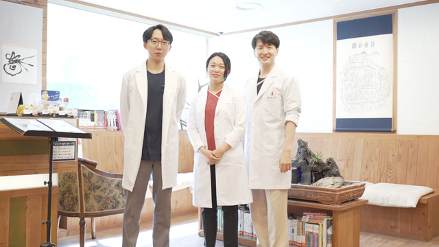 doctors of tongin hanuiwon.png