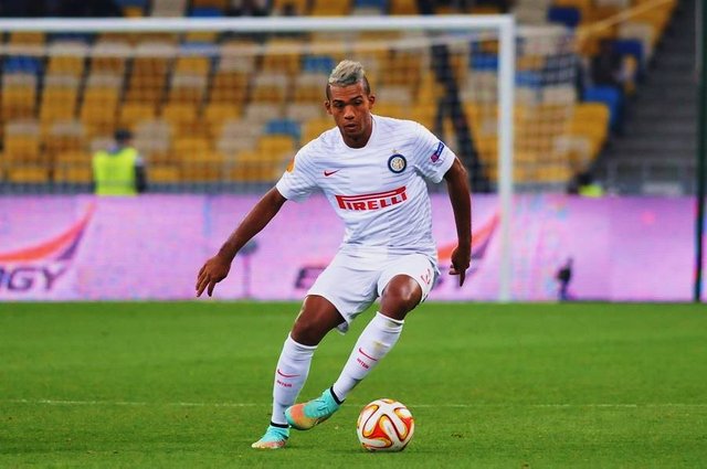 Juan_Jesus_2014_(2).jpg