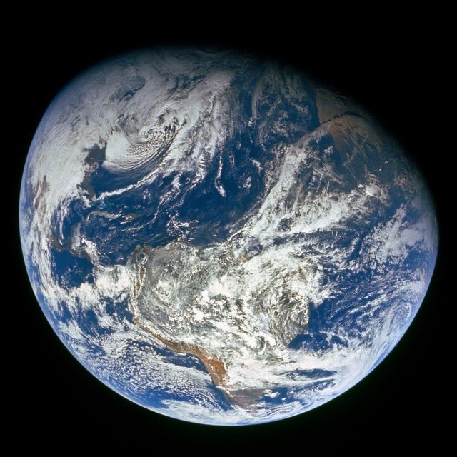 earth-1913996_1920.jpg