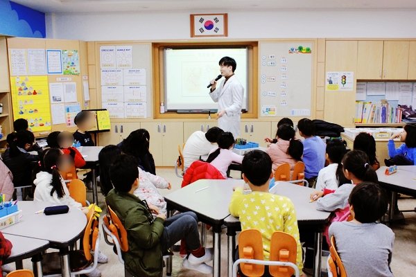 초등학교 성교육 한의사교의 이승환3.JPG