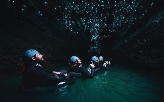 Waitomo caves 2.jpg