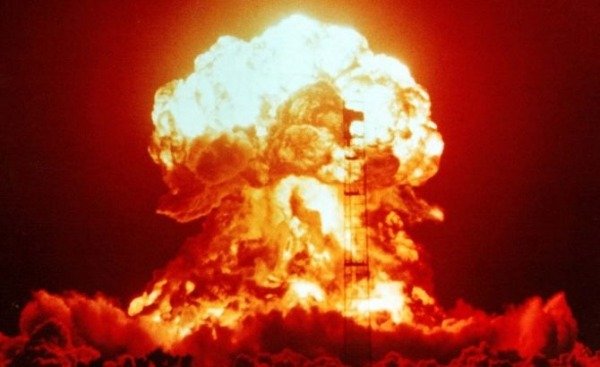 Nuclear-Explosion-670x410 (1).jpg