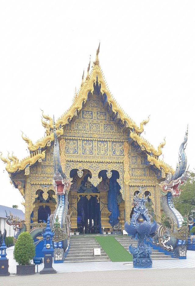 Wat Rong Suea Ten (2).jpg
