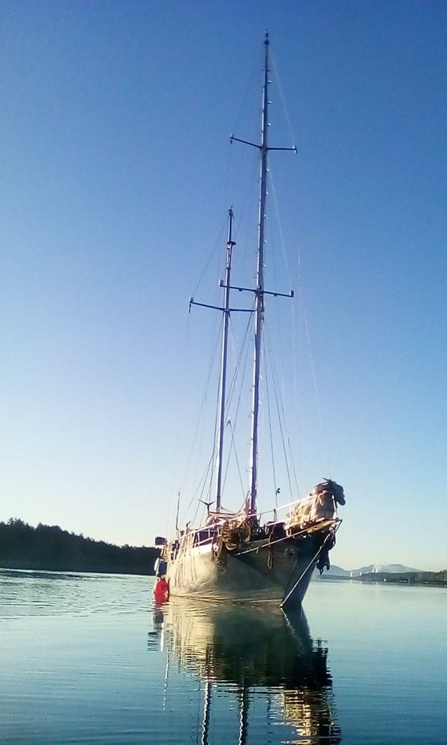 myboat.jpg