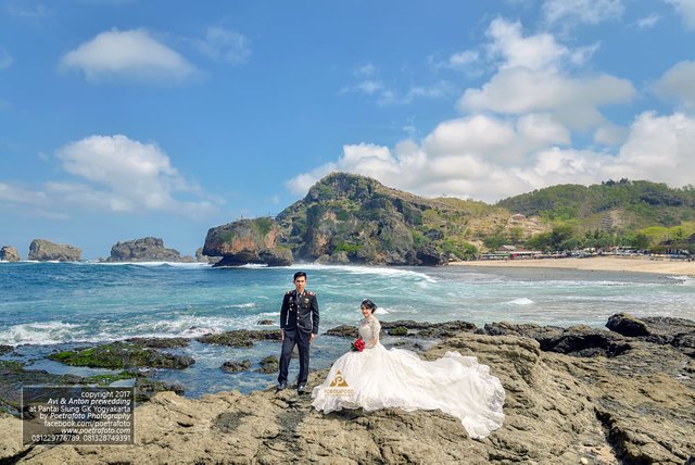 Foto Prewedding Perwira Polisi di Pantai Siung Jogja Fotografer Prewed Yogyakarta AA21.jpg