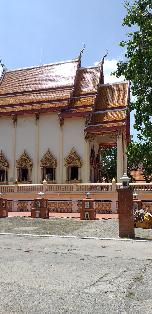 Wat Phasuk Maneejak7.jpg