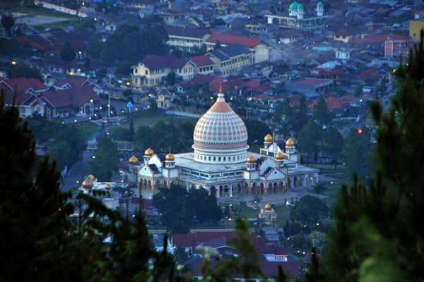 Masjid Agung Ruhama.jpg