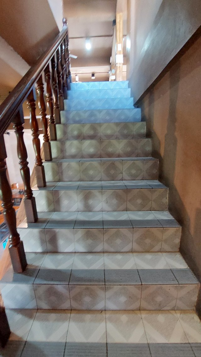 1000977350.jpg