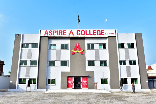 campusbanner-5.jpg