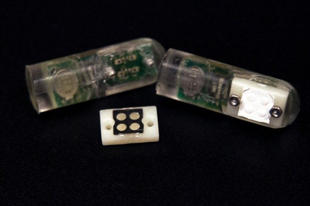 MIT-Ingestible-Sensor-03.jpg