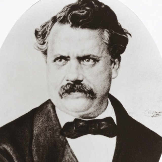 louis-vuitton creator.jpg