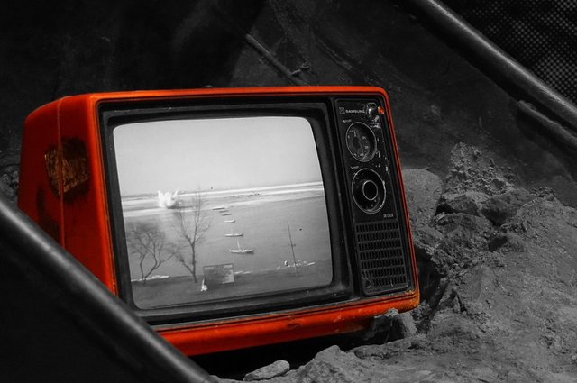 television-pixabay1.jpg