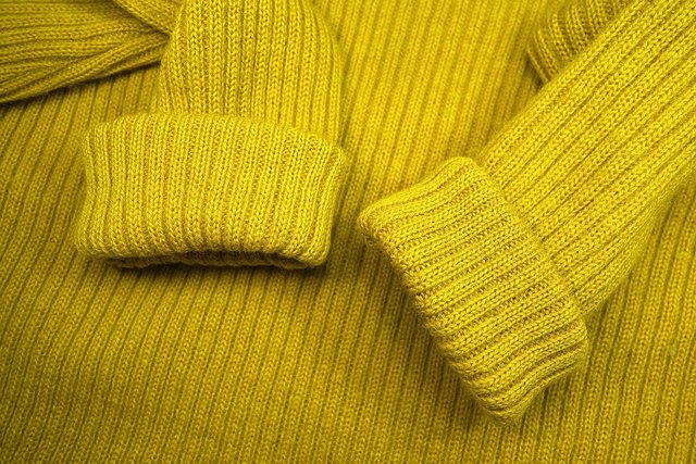 sweater-3124635_1280.jpg