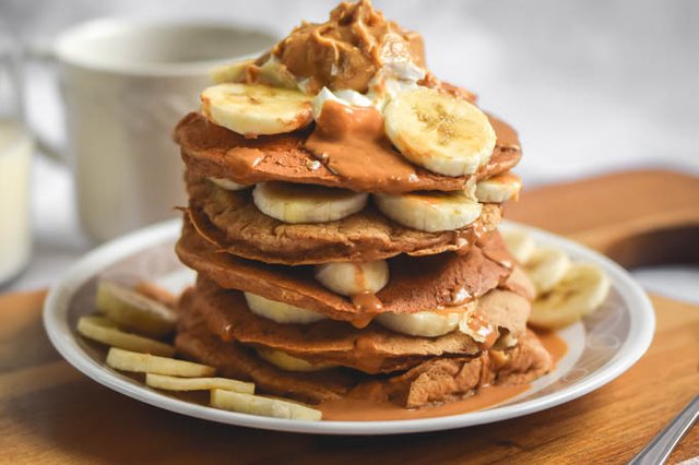Peanut Butter Banana Protein Pancakes (5).jpg