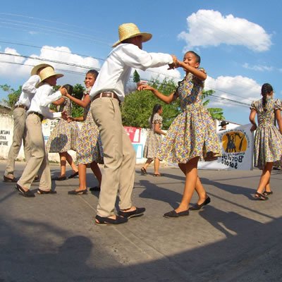 baile-joropo-elorza.jpg