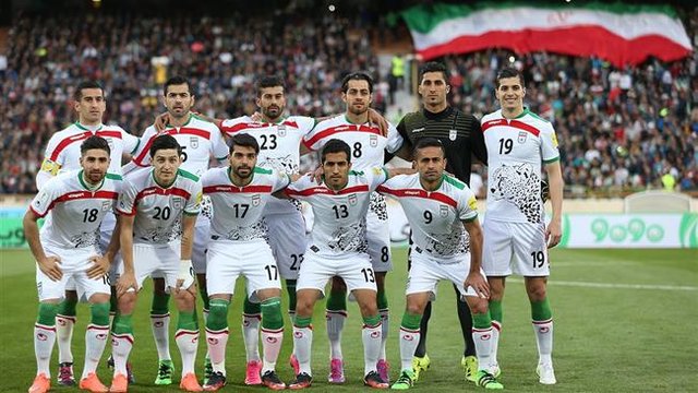 iran-squad.jpg