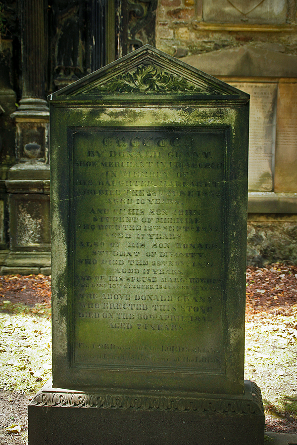 kirkyard4.png