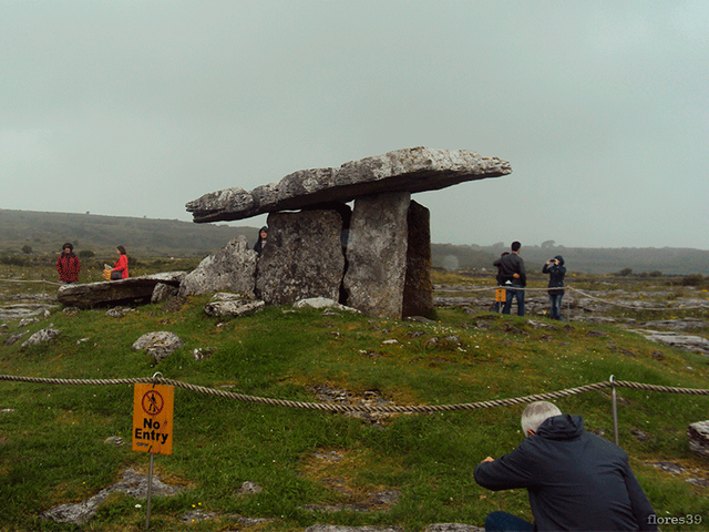 Poulnabrone-4.png