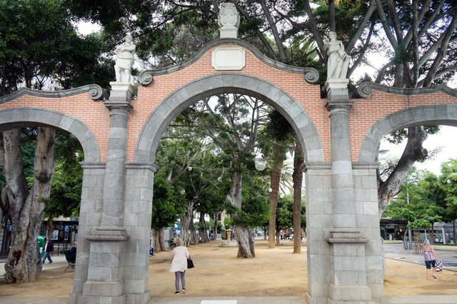 18- Plaza de Espana Santa Cruz Tenerife -DSC00487.jpg