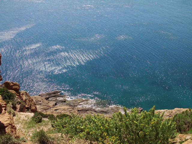 Cape-Sounion-Sea.jpg