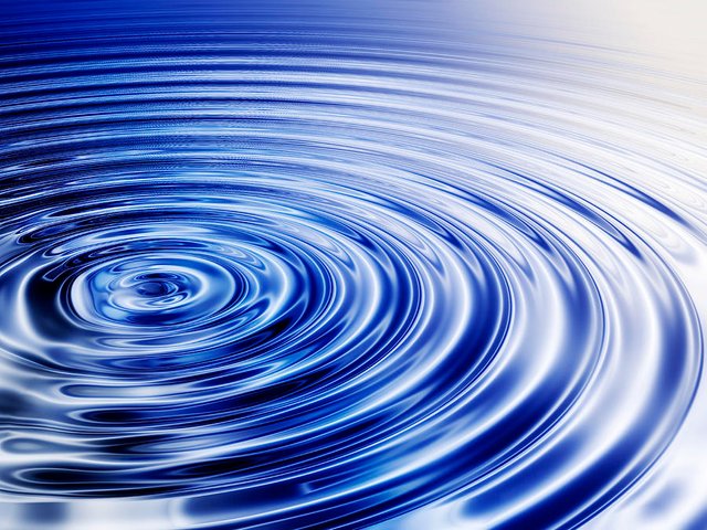 3-water-ripples-pasieka.jpg