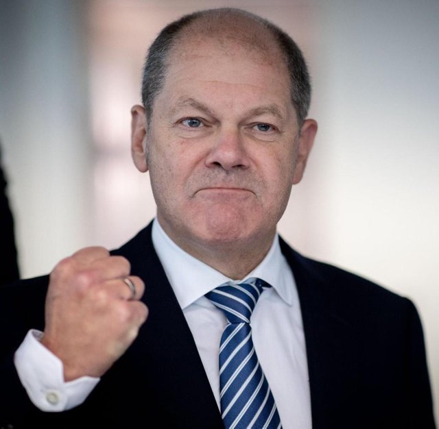 Bundesfinanzminister-Olaf-Scholz-3608857239.jpg