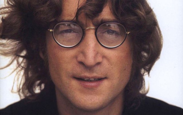 John_Lennon_1.jpg