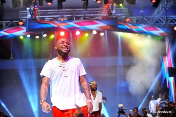 Davido-Smile-600x400.jpg