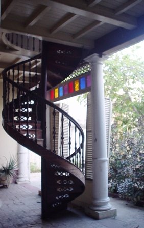 ESCALERA - copia.JPG