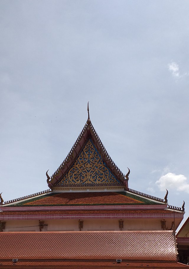 Wat Phasuk Maneejak16.jpg