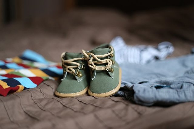 baby-shoes-505471__480.jpg