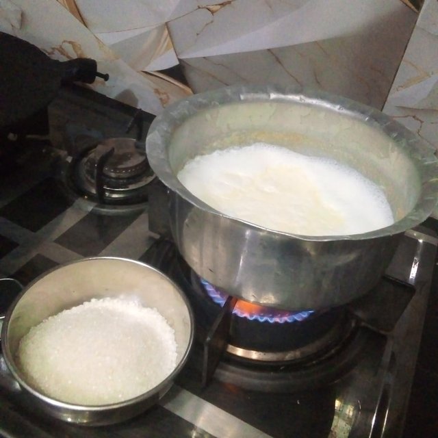 Boiling Milk
