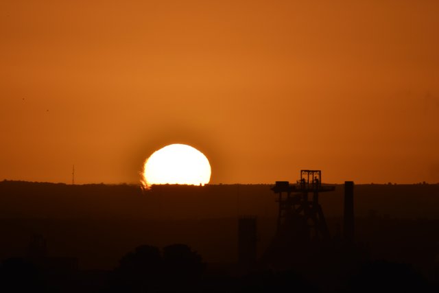 sunrise chimney 2.jpg