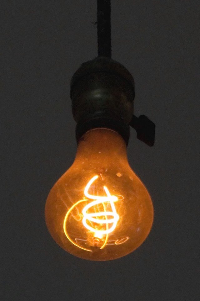 Livermore_Centennial_Light_Bulb.jpg