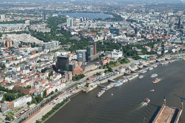 Puerto de Hamburgo 170.jpg