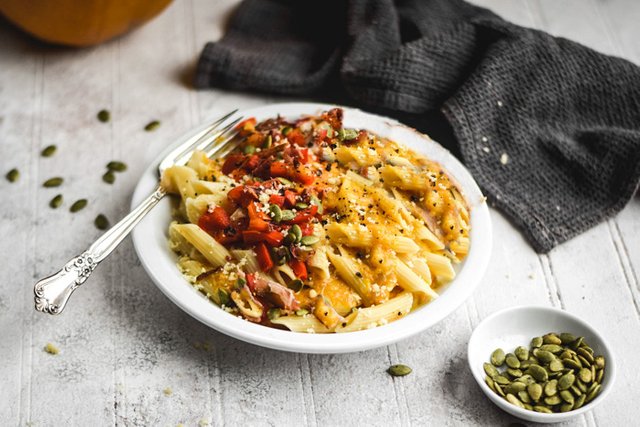 Butternut Squash Mac & Cheese Pasta-1 (4).jpg