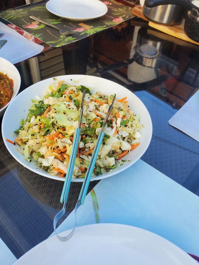 salade verte avec grains de chia.jfif