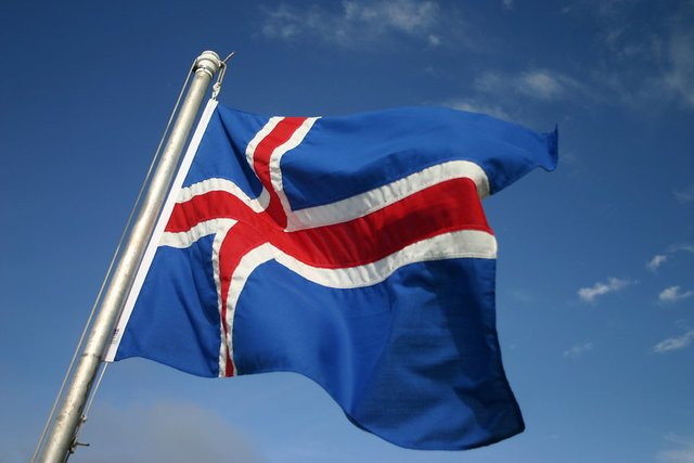 17651-iceland-flag-pv.jpg