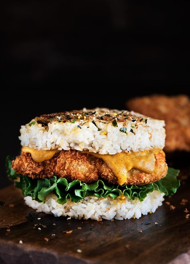 Chicken-Katsu-Rice-Burger-N.jpg