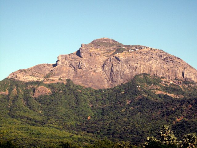 Girnar_1.jpg