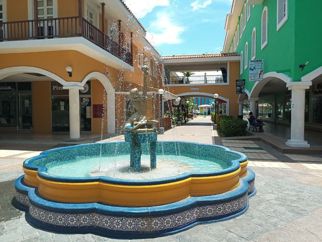 Fuente CC Plaza Mayor 1.jpg