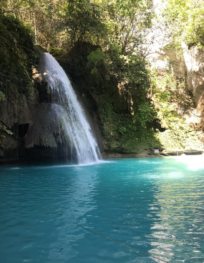 kawasan falls in badian cebu5.png