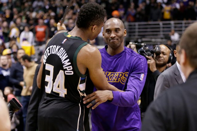 giannis-antetokounmpo-kobe-bryant'.jpg