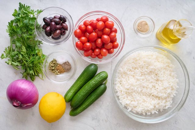 Mediterranean-Rice-Salad-01.jpg