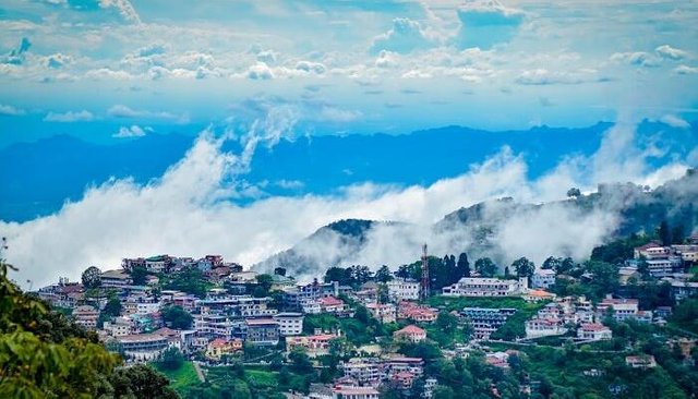 visit Mussoorie, one of the best hill stations near Dehradun