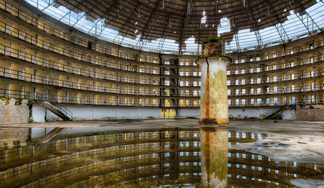 abandoned-prison-in-cuba-031